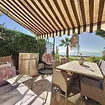 Superbe Duplexe Front De Mer, Acces Direct Aux Plages