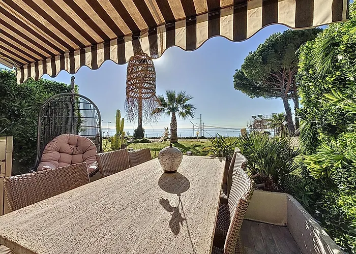 Superbe Duplexe Front De Mer, Acces Direct Aux Plages